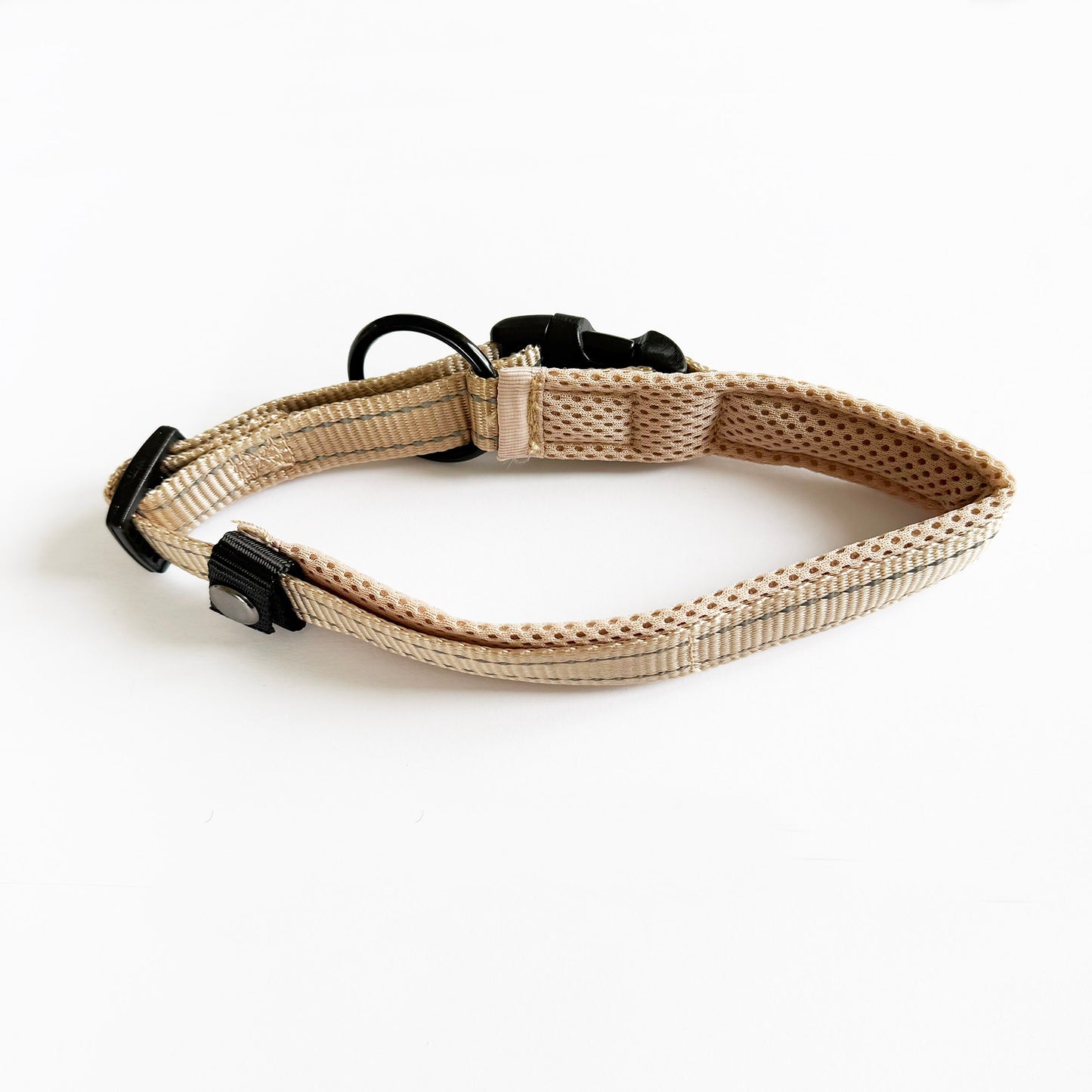Collier Essentiel Sable doux – Élégance & Praticité